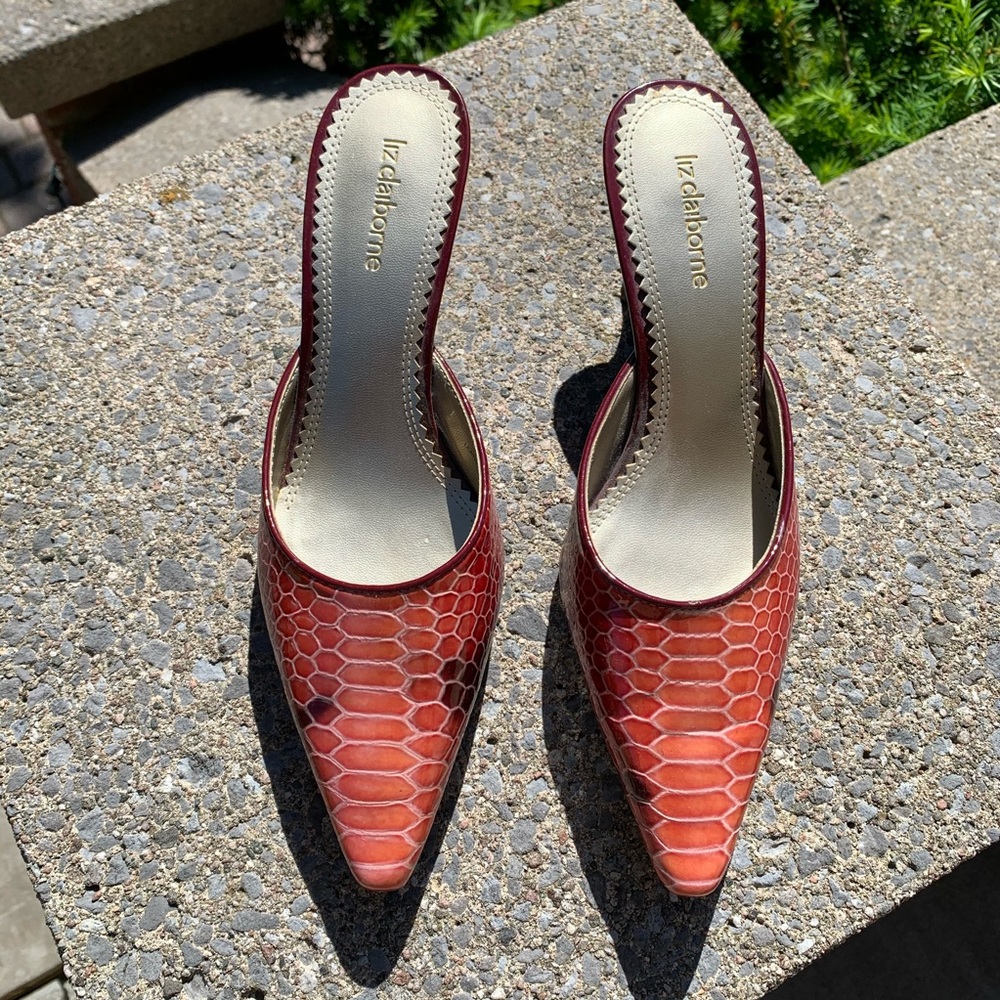 Croc pattern Leather Kitten heel slides